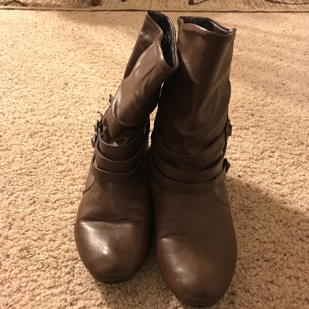 Brown boots